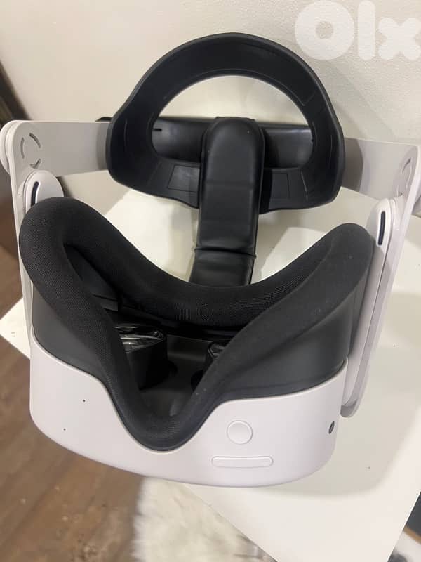 بيع جميع انواع ال oculus meta quest 3s or 3 or 2 1