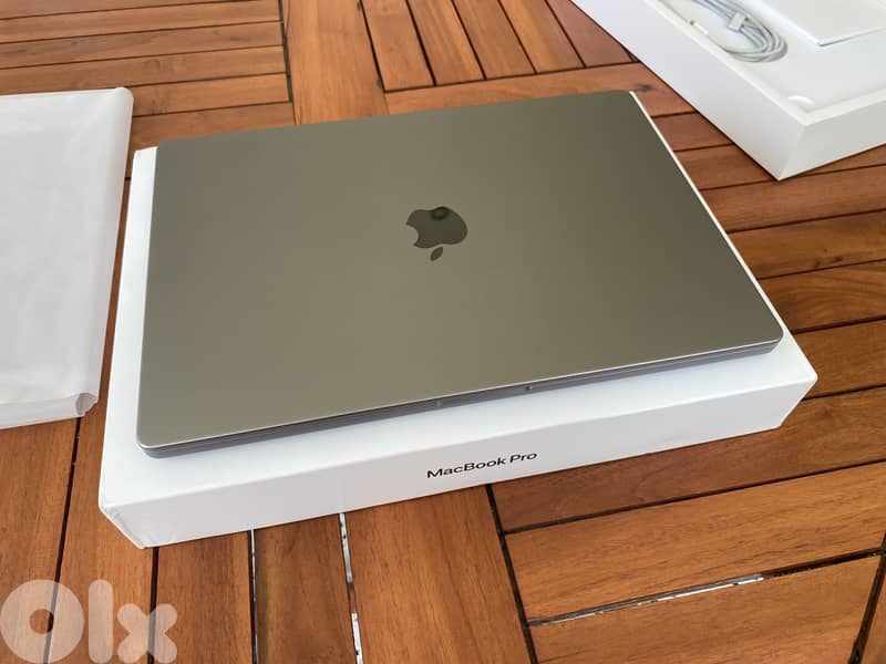 MacBook Pro 16-inch (Model A2485 – 2021) 3