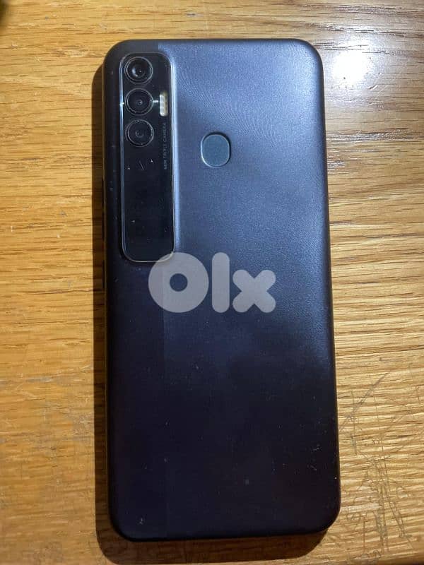 Tecno spark 7 pro 0