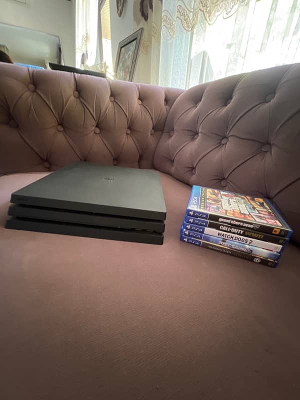 Ps4 pro perfect condition 0