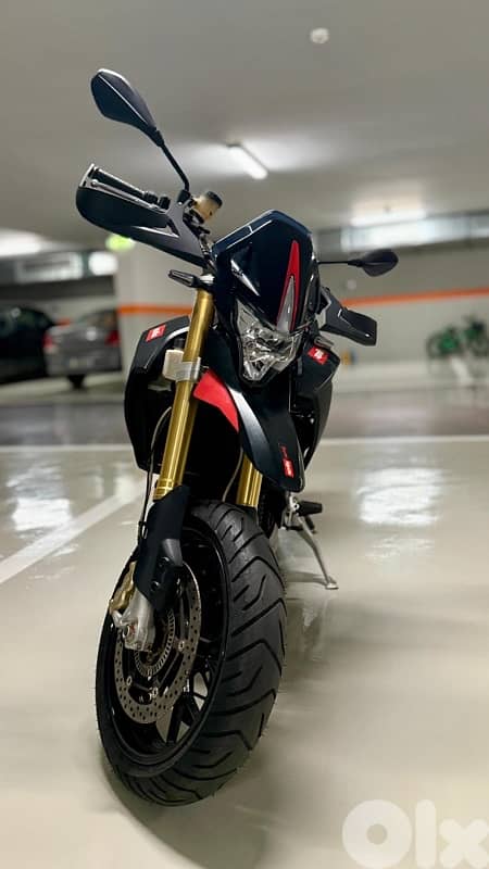 Aprilia dorsoduro 1200cc 2