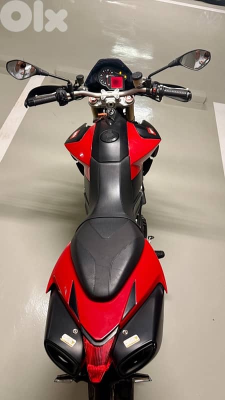 Aprilia dorsoduro 1200cc 5