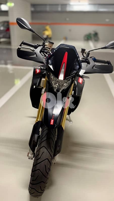 Aprilia dorsoduro 1200cc 8