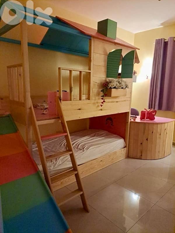kids bed with slide تخت للاطفال مع زحليطة 1