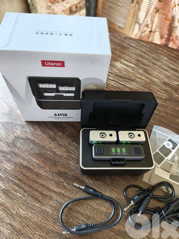Ulanzi AM18 wireless microphone 0