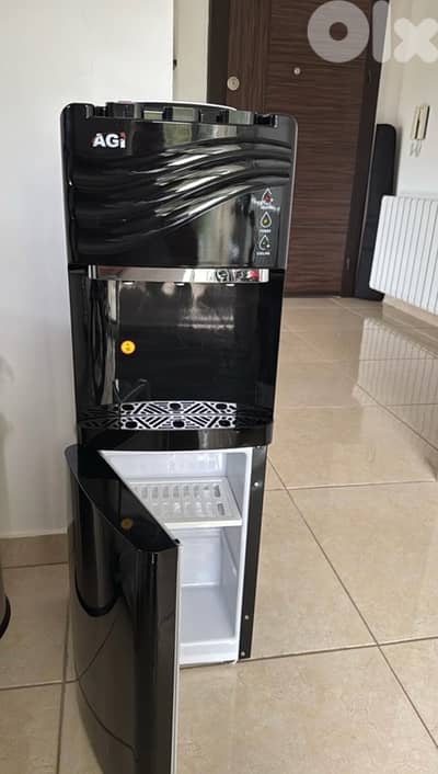 water dispenser black 3 faucet