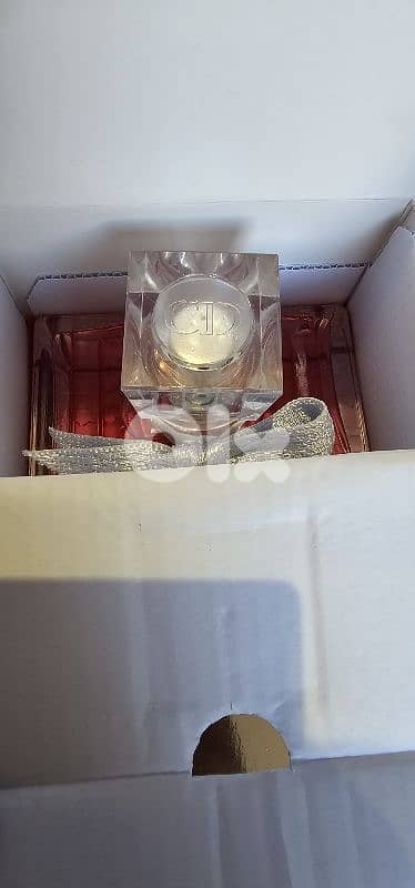 Miss Dior 100ml eau de parfum for a crazy discount 75% off 3