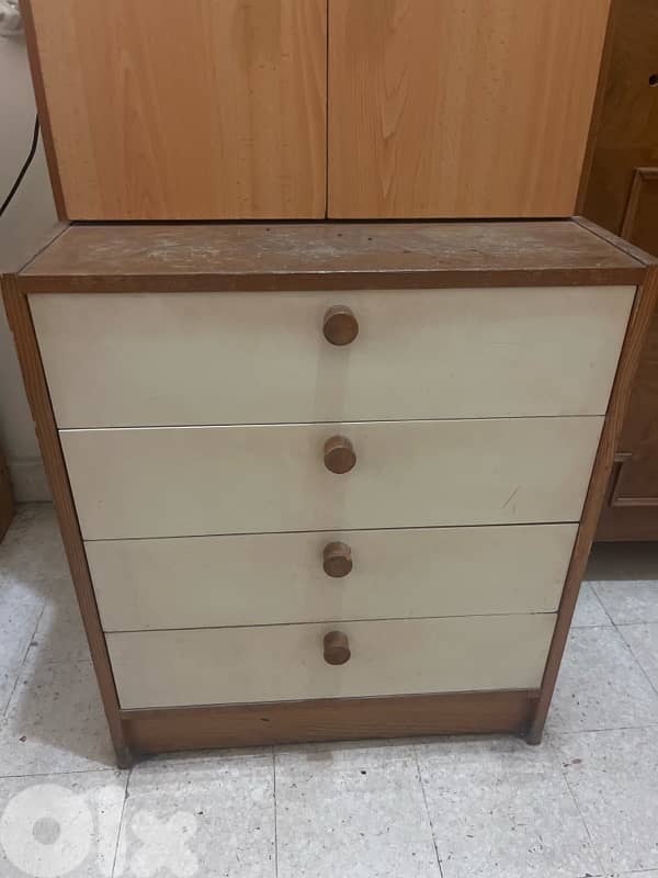 Shoes closet and drawers 1