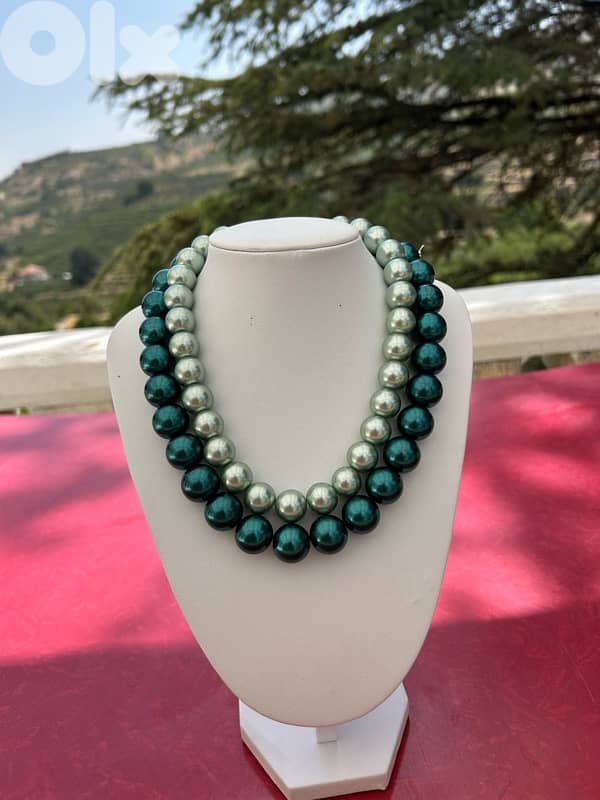 Hand-made Necklaces & Earrings 8