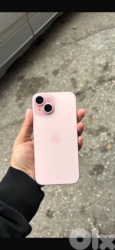 original 2 iphone 15 /128gb 0 scratch super clean 0