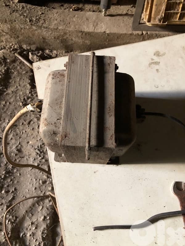 transformateur 220v/110v 0