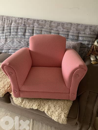 Girl's rocking chair