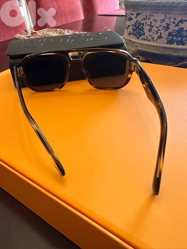 Boss Shades MEN original 0