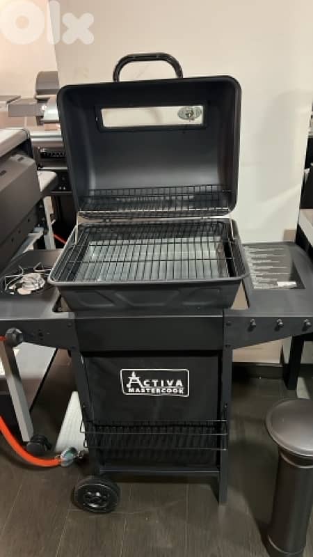 charcoal barbecue grill with side burner 5