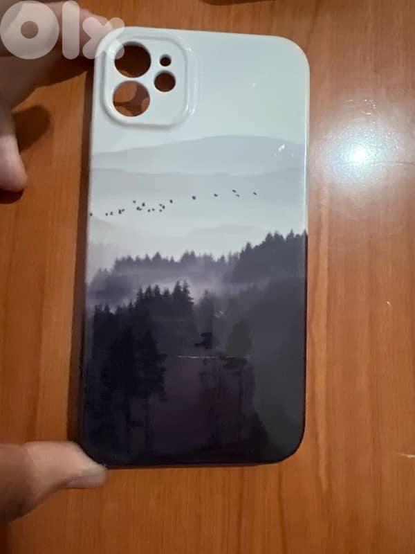iPhone 11 4