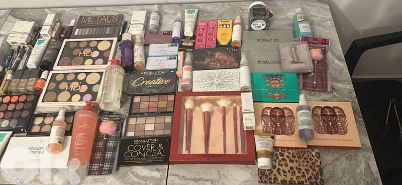STOCK CLEARANCE  Makeup, skincare, & more 0