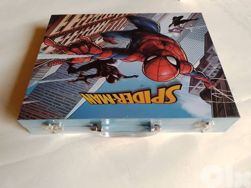 128 pieces coloring box 2