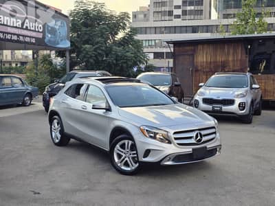 Mercedes-Benz GLA-Class 2017 PANORAMIC CLEAN CAR FAX LOW MILES TOP CAR