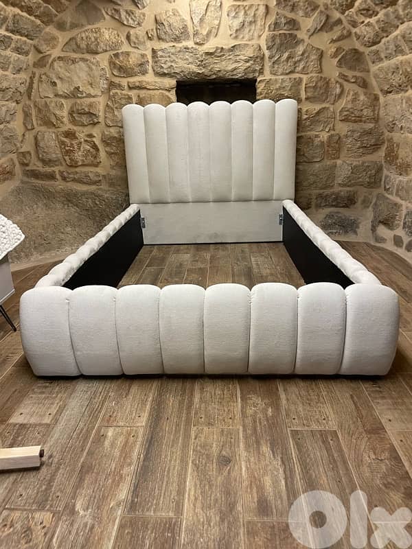 تخوت منجده 1
