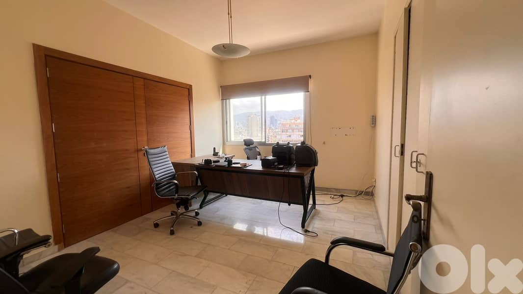 Apartment for Sale in Badaro شقة متاحة للبيع في بدارو 0