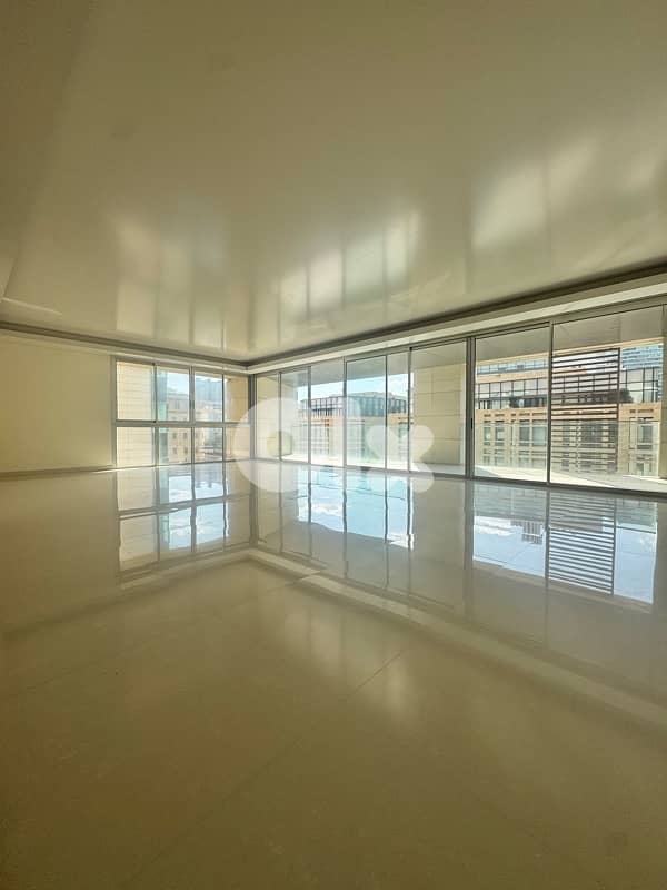 Luxurious Apartment For Rent In The Heart Of Downtown . 0