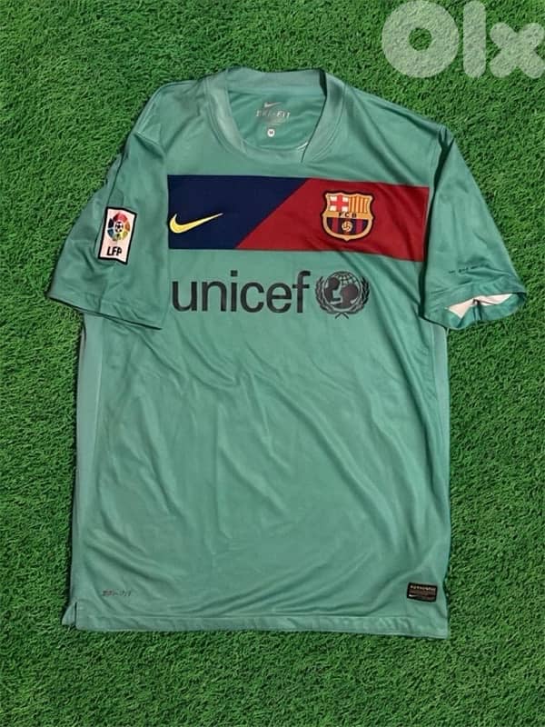 barcelona 2011/12 authentic kit 0