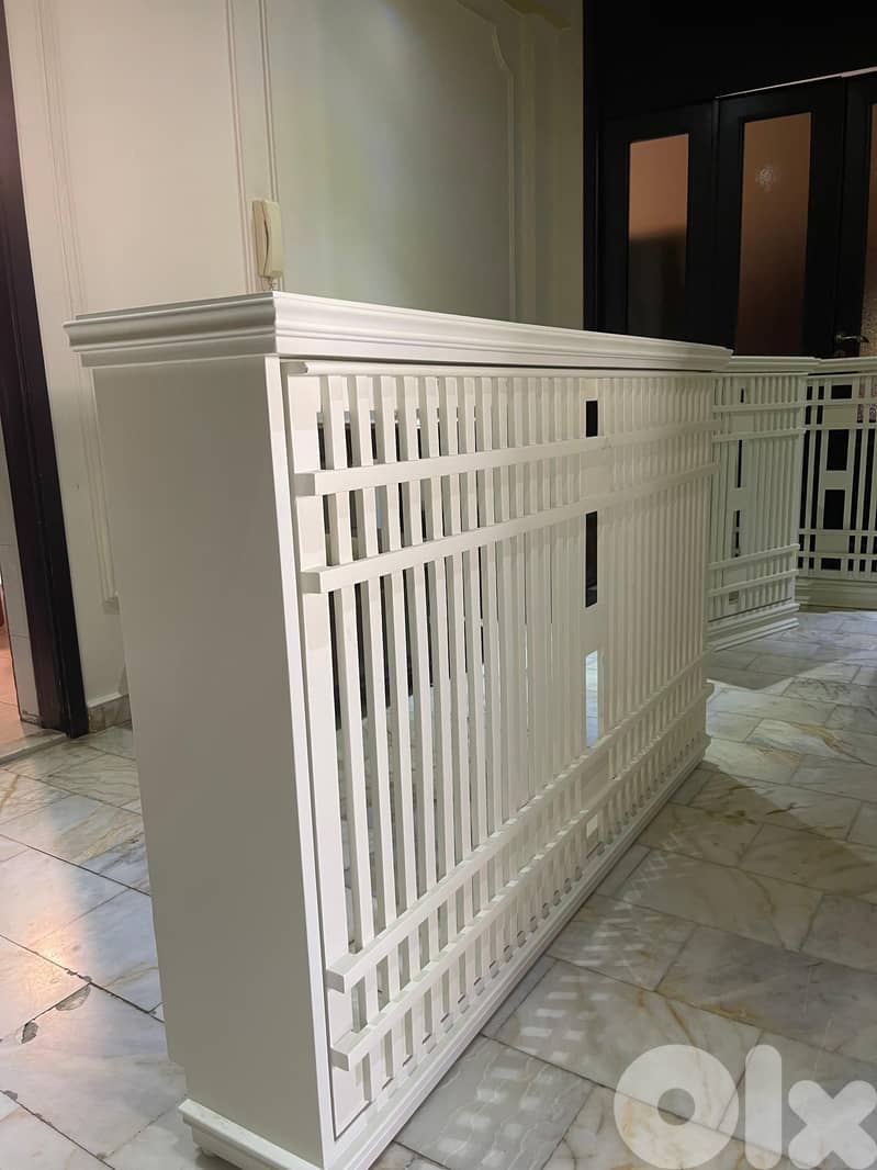 White Wooden Radiator Covers / Console Cabinets. cache chauffage 3