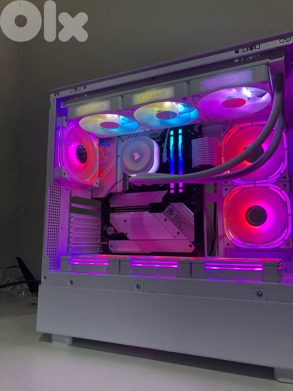 White Gaming PC Case I7 14700KF 6