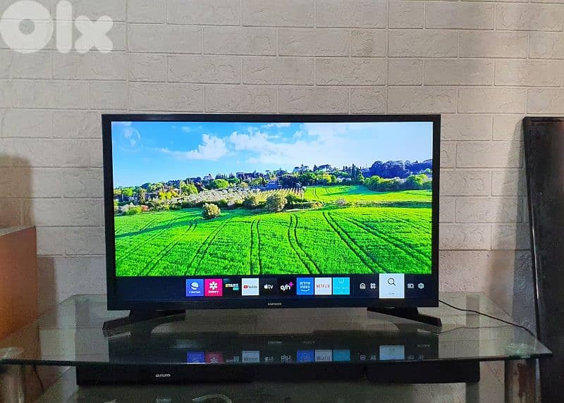 شاشة سامسونج 32 سمارت4k موديل2024 0