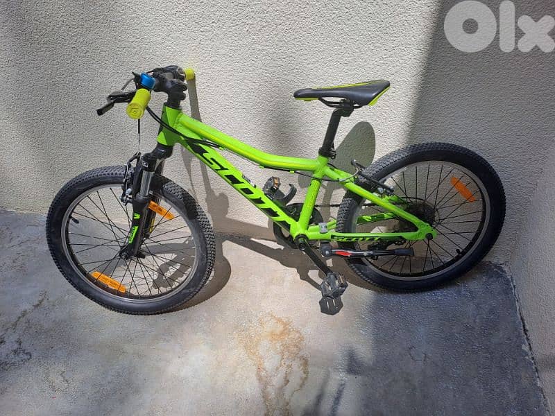 Scott bicycle for kids 310$ + clothes READ DESCRIPTION 4