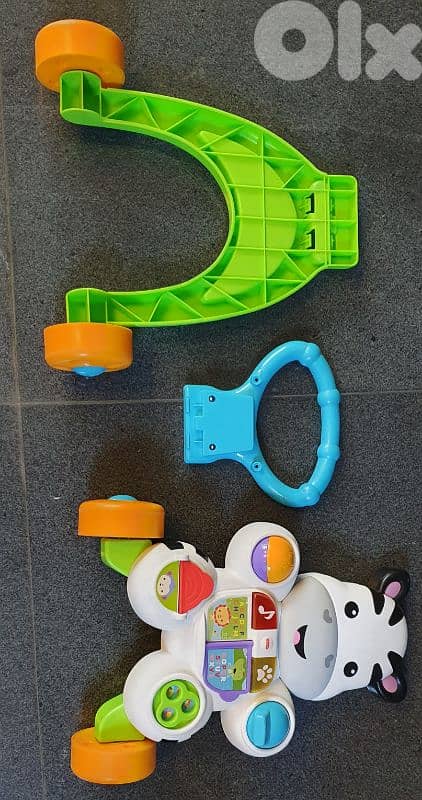 Baby walker like new & no scratches 20 $ beyrout ashrafiye  03723895 4