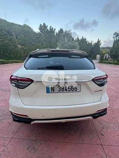 Maserati Levante 2017