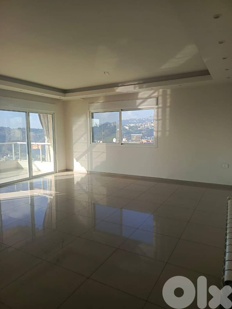 Apartment for sale in Zekrit | Amazing view | شقة للبيع في زكريت 0