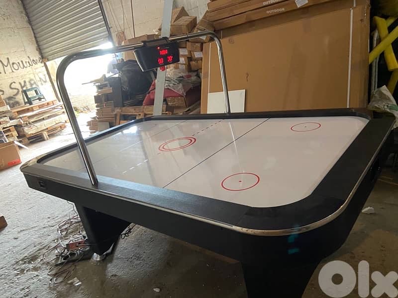 Air Hockey Table 4