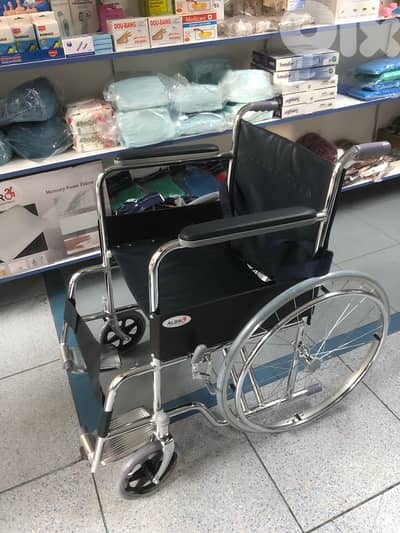 Chrome Plated Wheelchair كرسي متحرك كروم