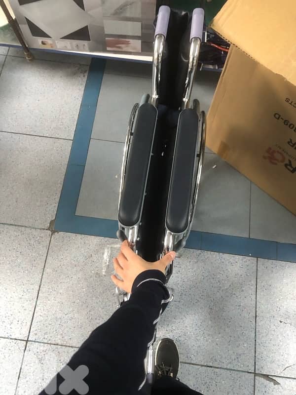 Chrome Plated Wheelchair كرسي متحرك كروم 2