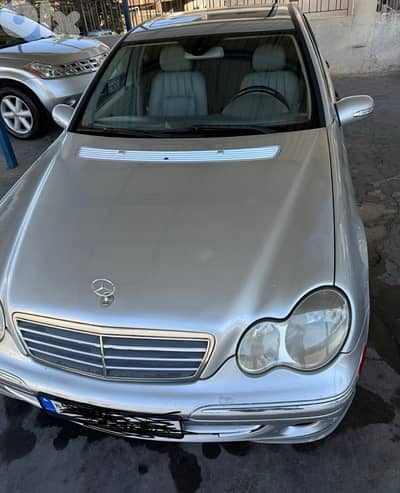 Mercedes-Benz 200 Series 2006