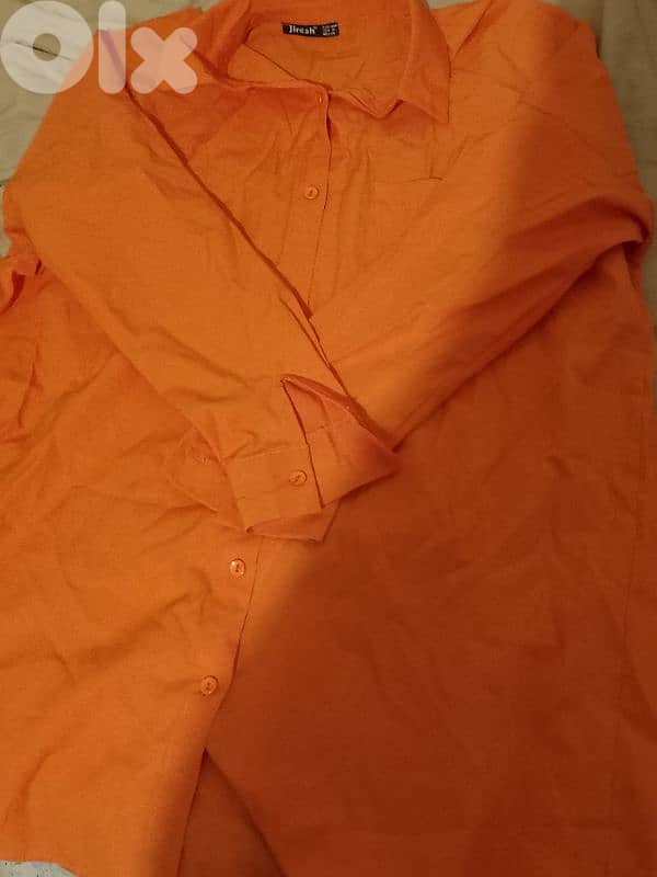 orange shirt 0