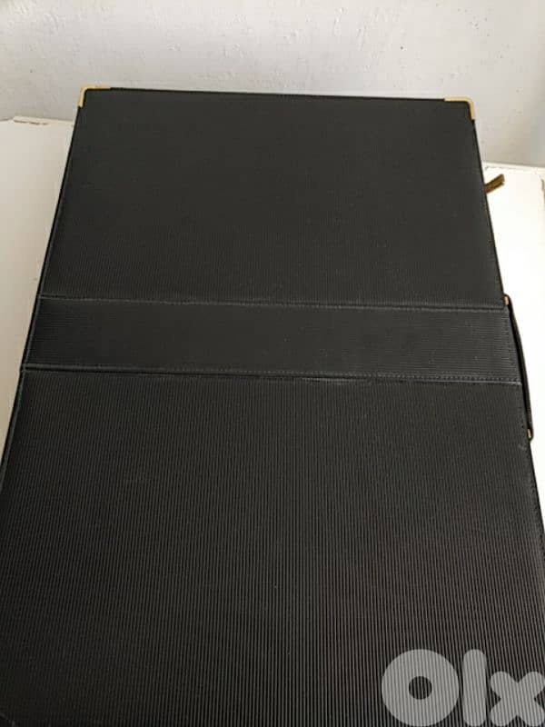 Vintage backgammon deluxe edition - Not Negotiable 5