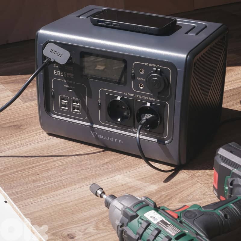 BLUETTI PowerOak EB55 Portable Power Station | 700W 537Wh 4