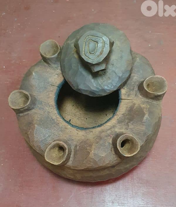 antique rare  wooden carved hand made 1