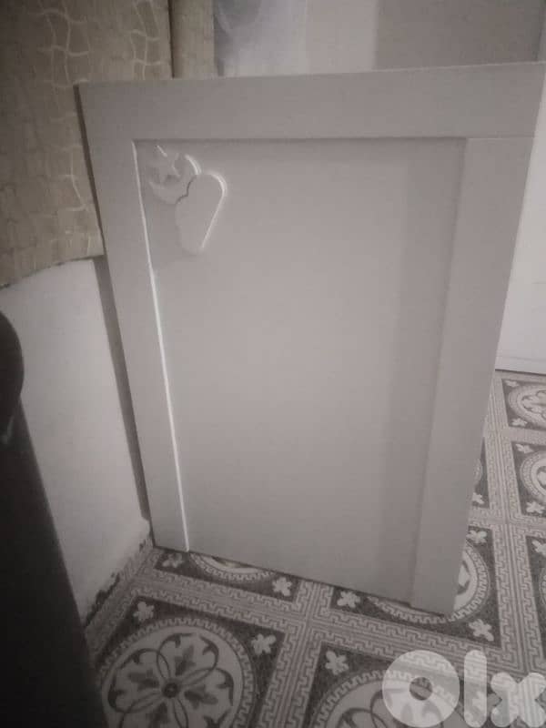 baby baed room and standing mirror 3