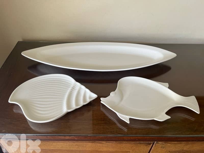 Porcelain Serving plates 0