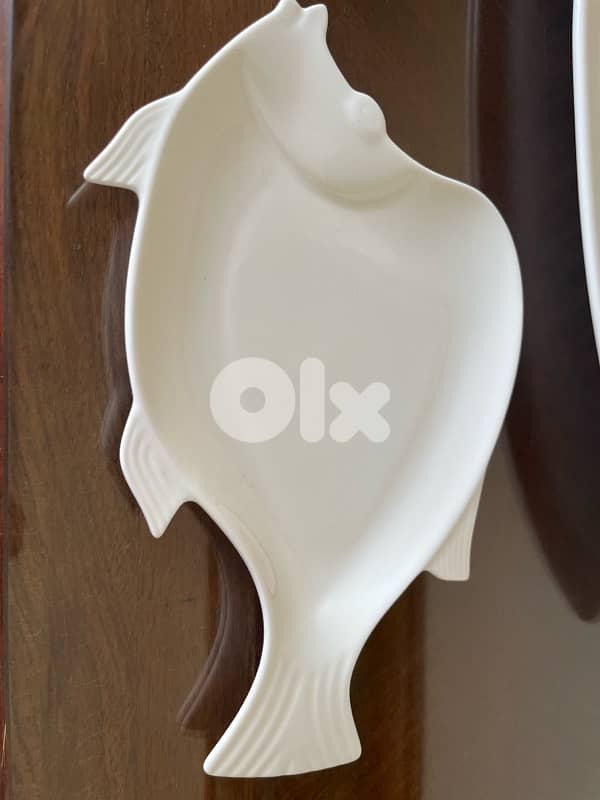 Porcelain Serving plates 2