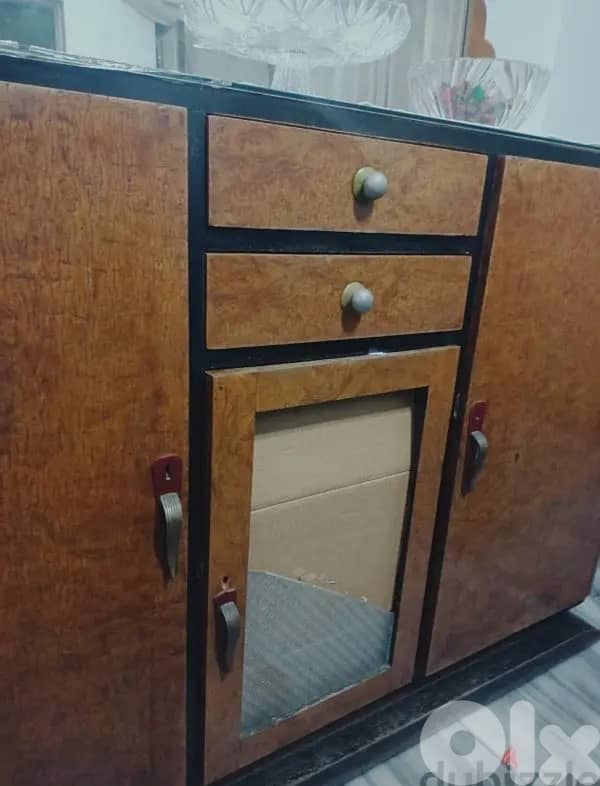 Vintage dining room غرفة سفرة قديمة 2