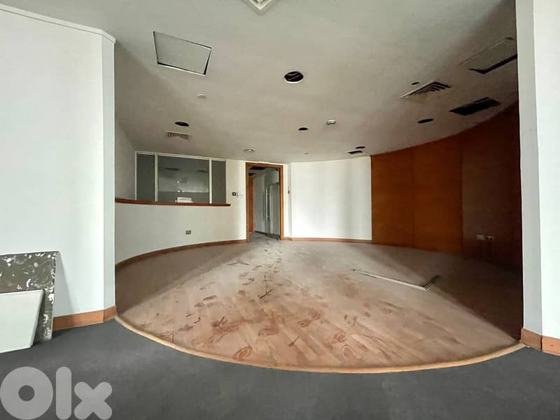 JH25-4375 Office 1200m for rent in Downtown Beirut, $ 15,000 cash 0