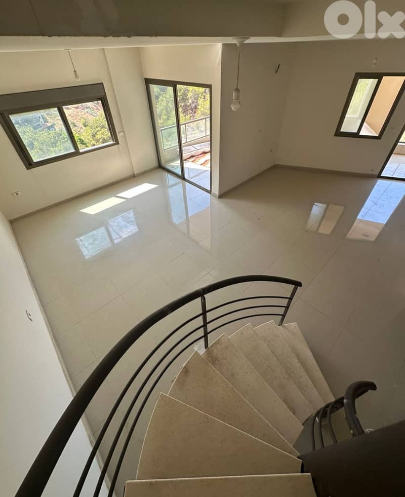 AMAZING APARTMENT FOR SALE IN MANSOURIEH PRIME  5 BEDROOMS, (MA-437) 0