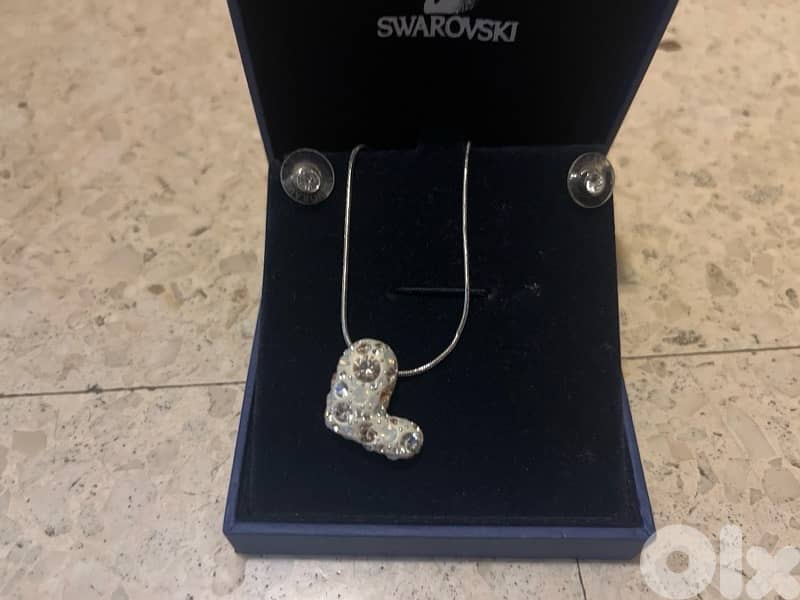 Necklace and earrings 2