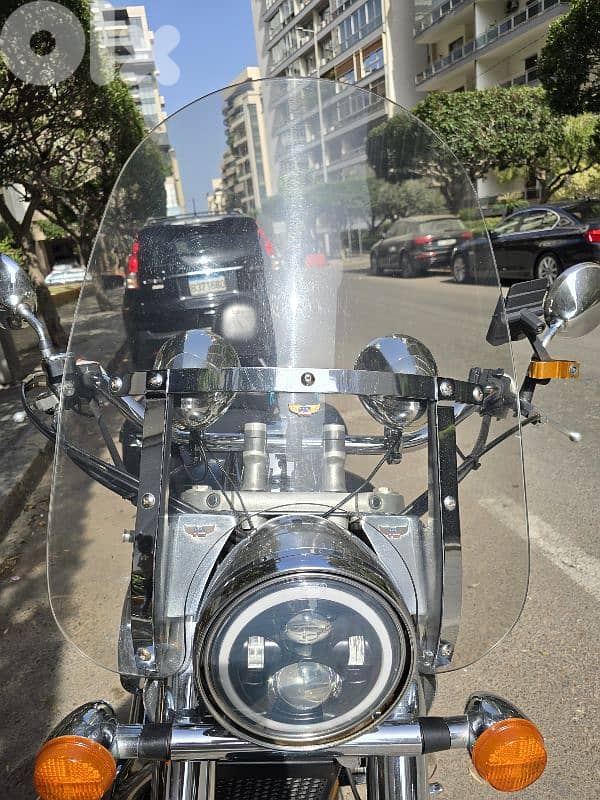 Honda Shadow ACE 750 Deluxe 5