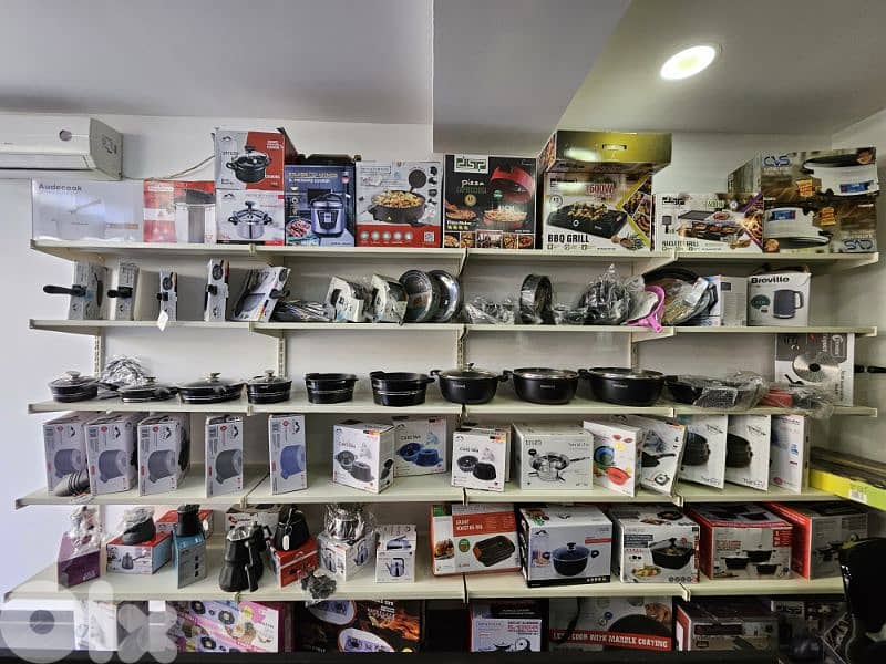 shop liquidation 1,100 pcs 1